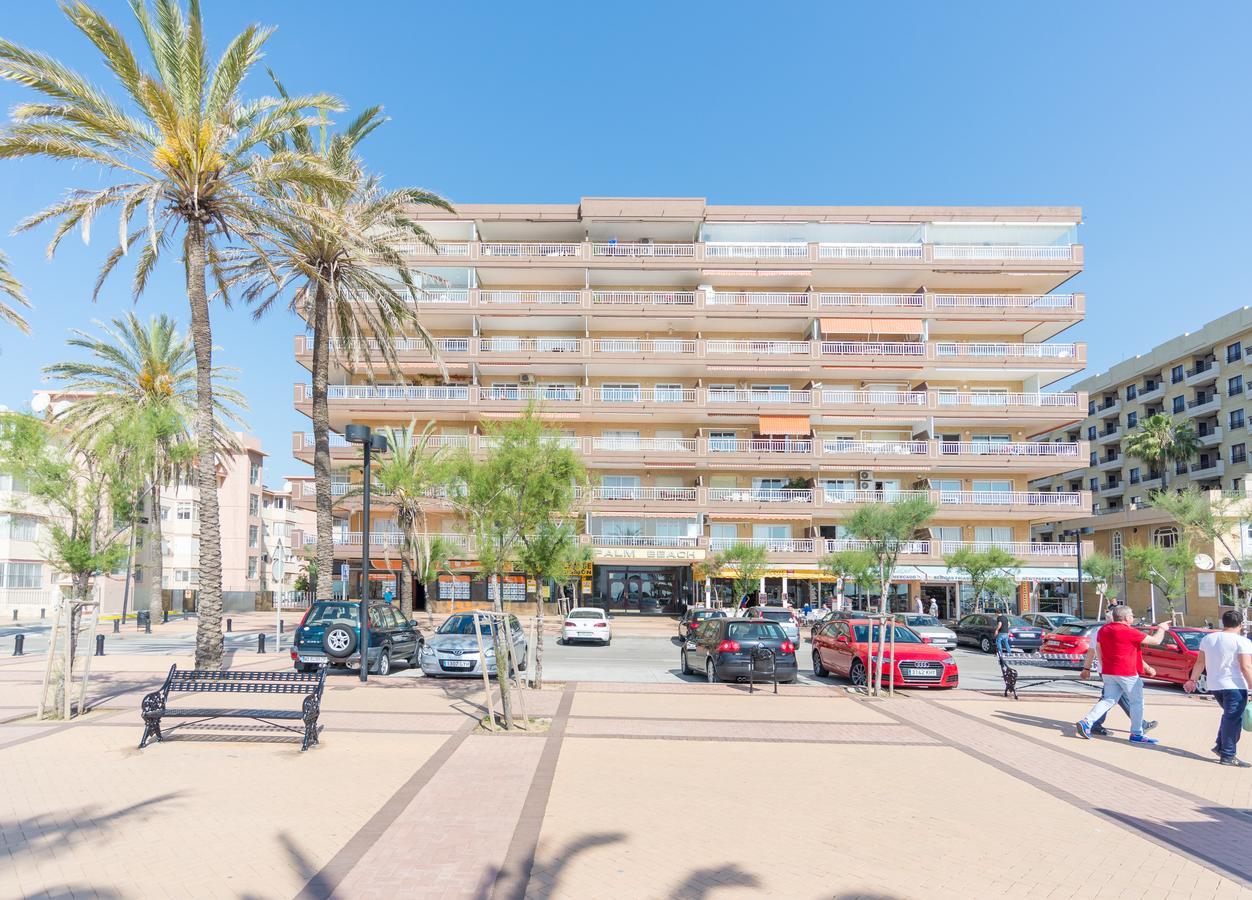 Malagasuite Palm Beach 푸엔히롤라 외부 사진